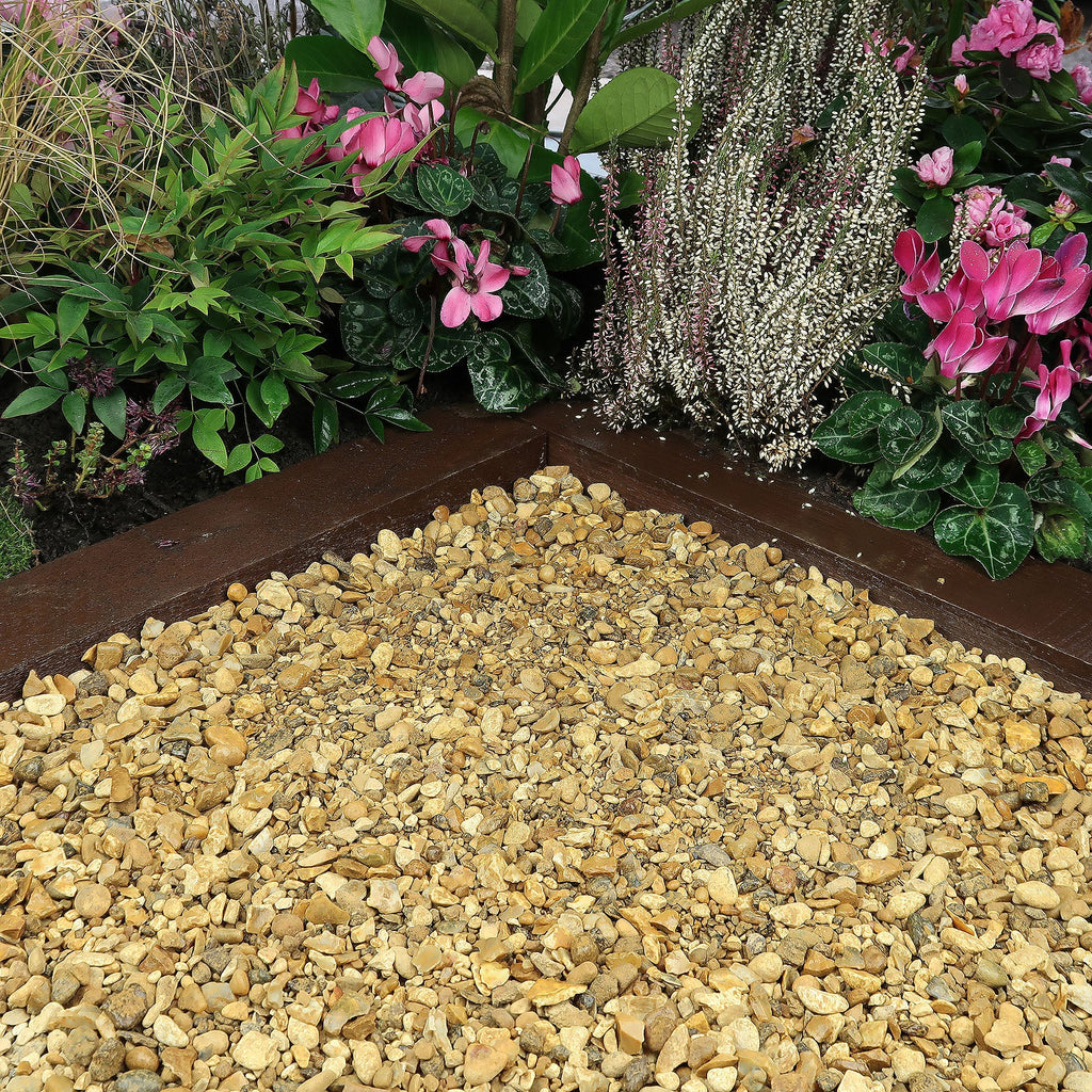 Golden Gravel 10mm - Loads of Stone