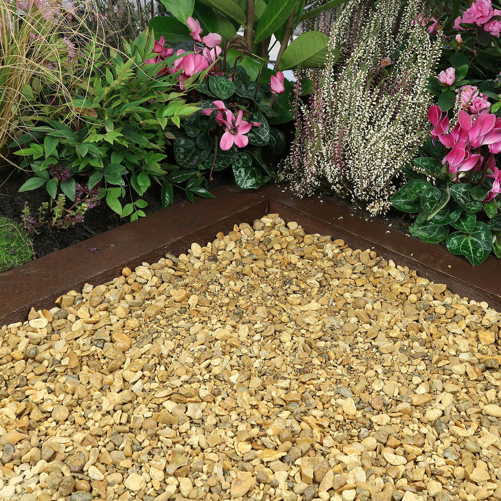 Golden Gravel 10mm - Loads of Stone