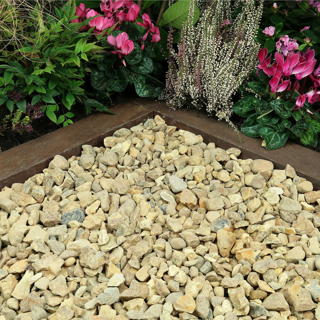 Golden Gravel 20mm - Loads of Stone
