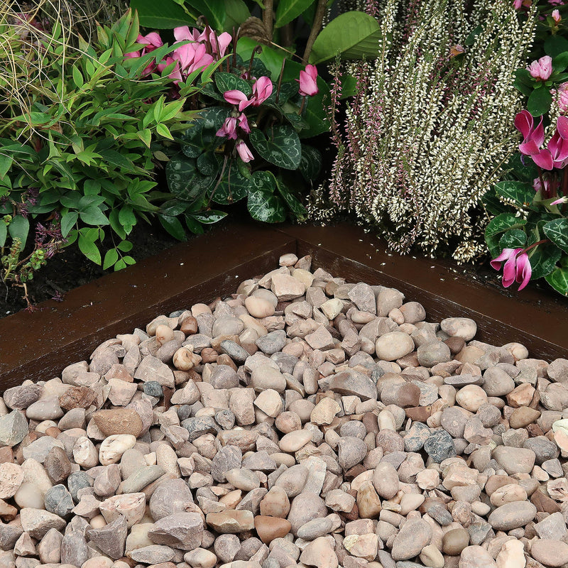 Staffordshire Pink Gravel 20mm - Loads of Stone